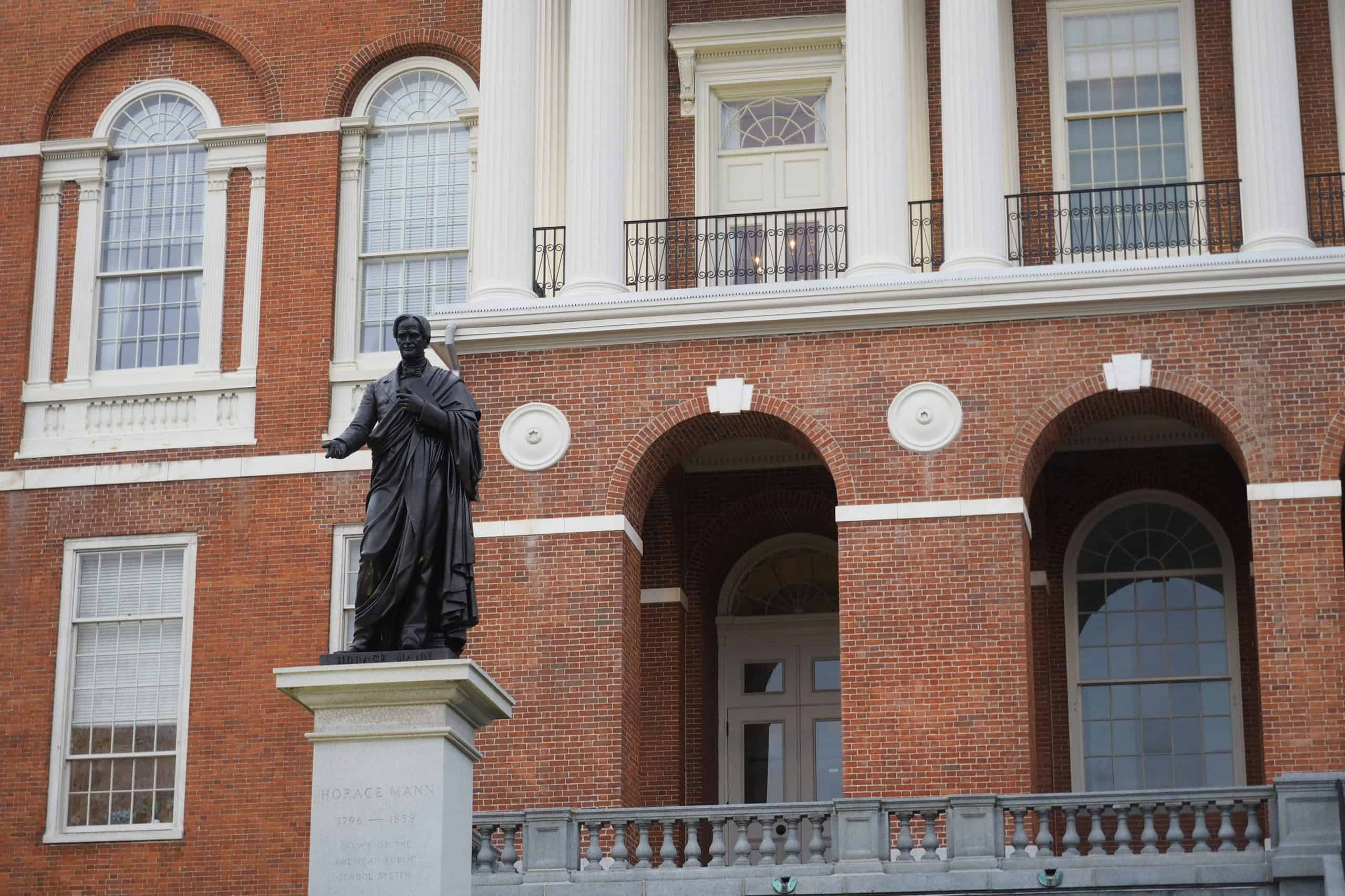 Massachusetts State House